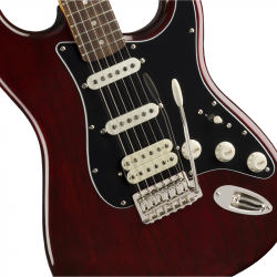 Fender Classic Vibe 70'S Stratocaster HSS Walnut