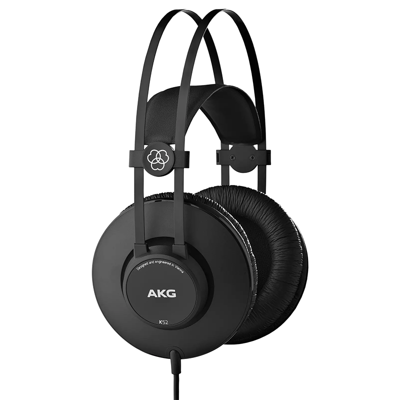 AKG K52