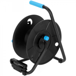 Adam Hall 4 STAR CD 042