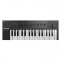 Native Instruments  M32 B-stock