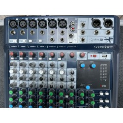 Soundcraft Signature 10 Usato