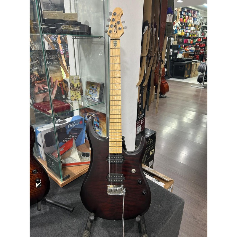 Sterling Petrucci Usato