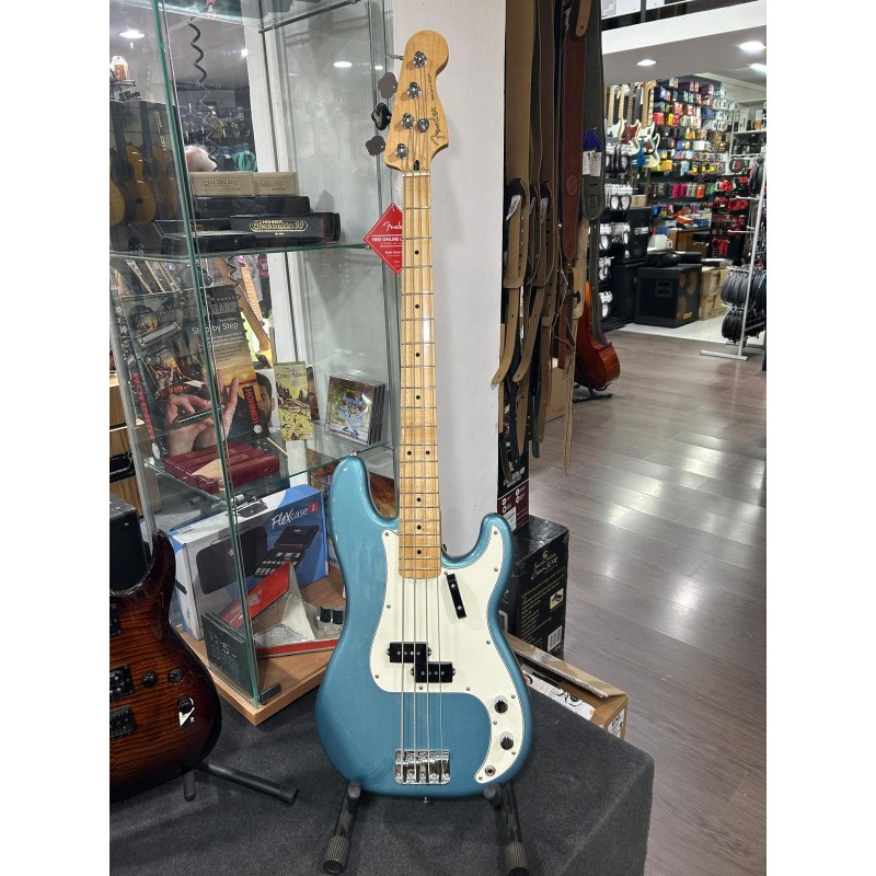 Fender Player Precision Usato