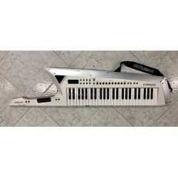 AX Edge Roland White Usato