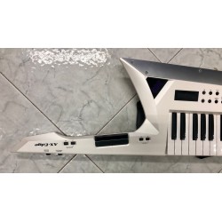 AX Edge Roland White