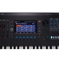 Roland Fantom 8
