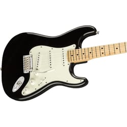 Fender Player Stratocaster Maple Fingerboard Black