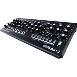 Roland Boutique SE 02 - synthboutique