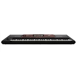 Korg PA700