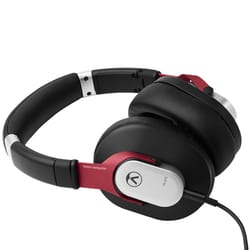 Austrian Audio Hi-X15