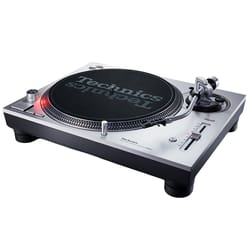 Technics SL1200MK7