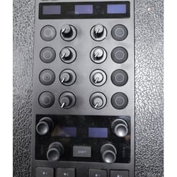 NATIVE INSTRUMENTS TRAKTOR X1 MK3 + BAG