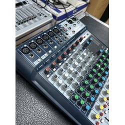 Soundcraft Signature 10 Usato