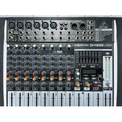 Behringer Xenix QX1222USB Usato