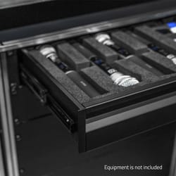 Adam Hall 874E02 Rack Drawer 02 Ergo