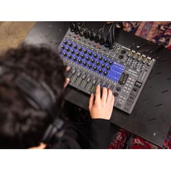 ZOOM LiveTrak L12next