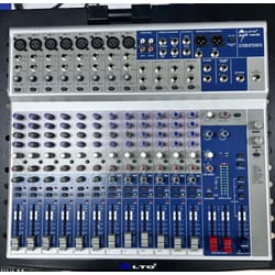 AMX Mixer - 220 FX Usato