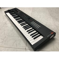 Yamaha MX61II Usata
