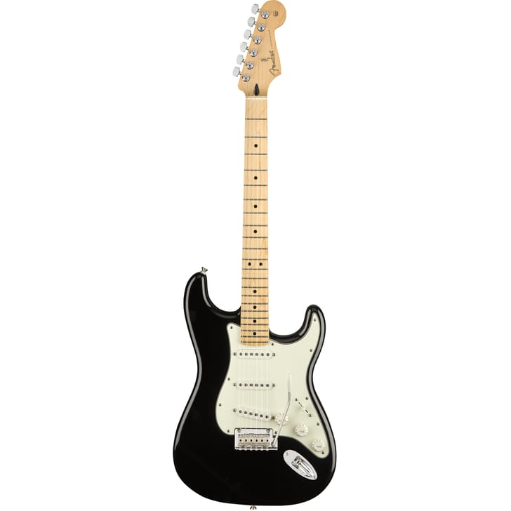 Fender Player Stratocaster Maple Fingerboard Black