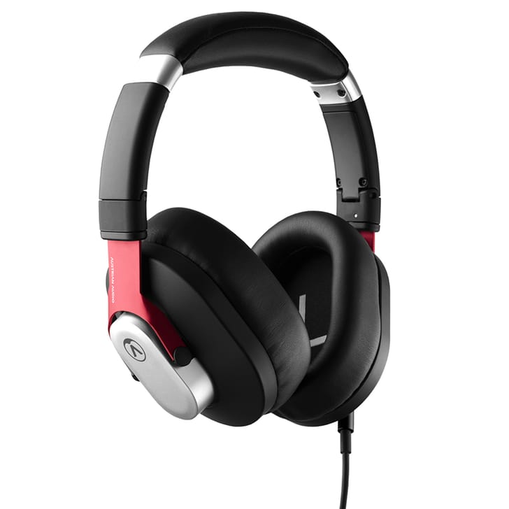 Austrian Audio Hi-X15