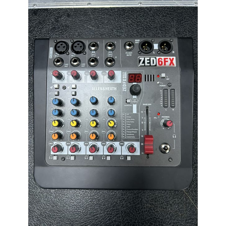 Allen & Heath Zed6FX Usato