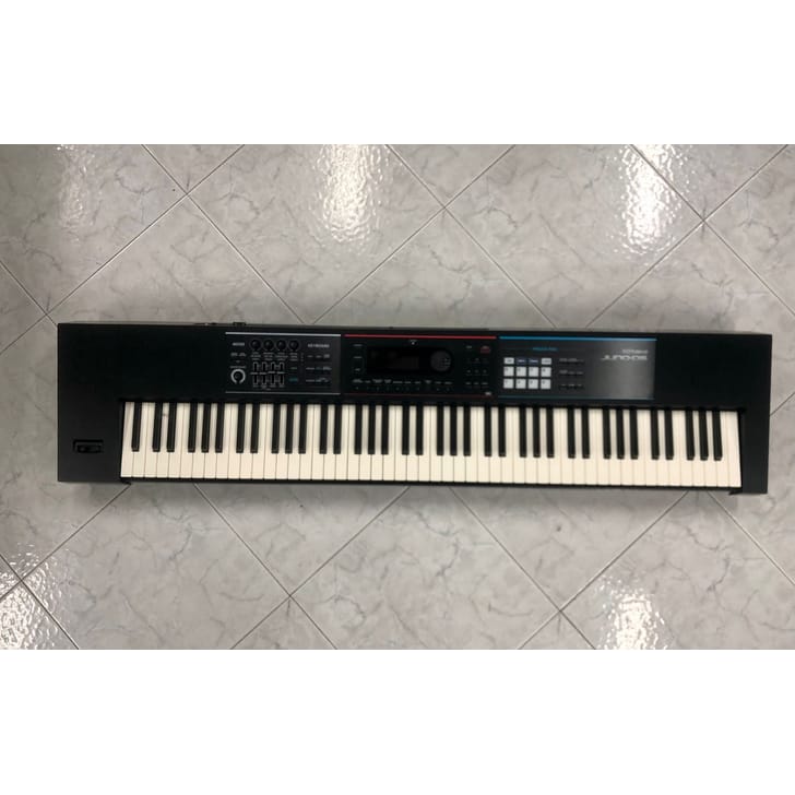 Roland Juno-DS88 Usata