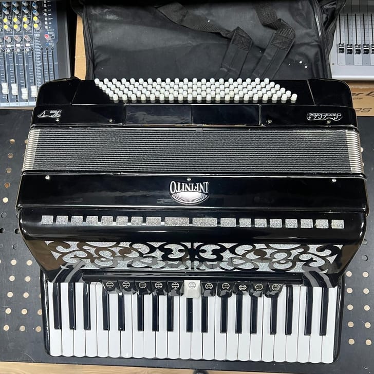 SoundSation VOCE V B41120 B-Stock